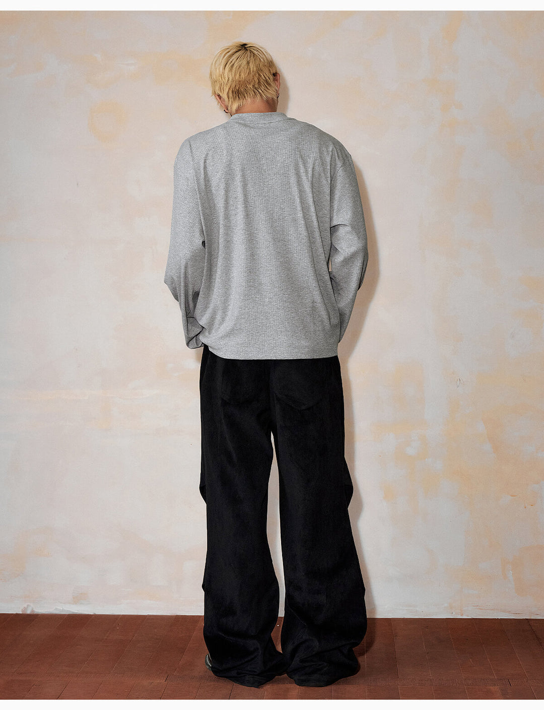 MEDM Flower Button Henley Long Sleeve Tee | Face 3 Face