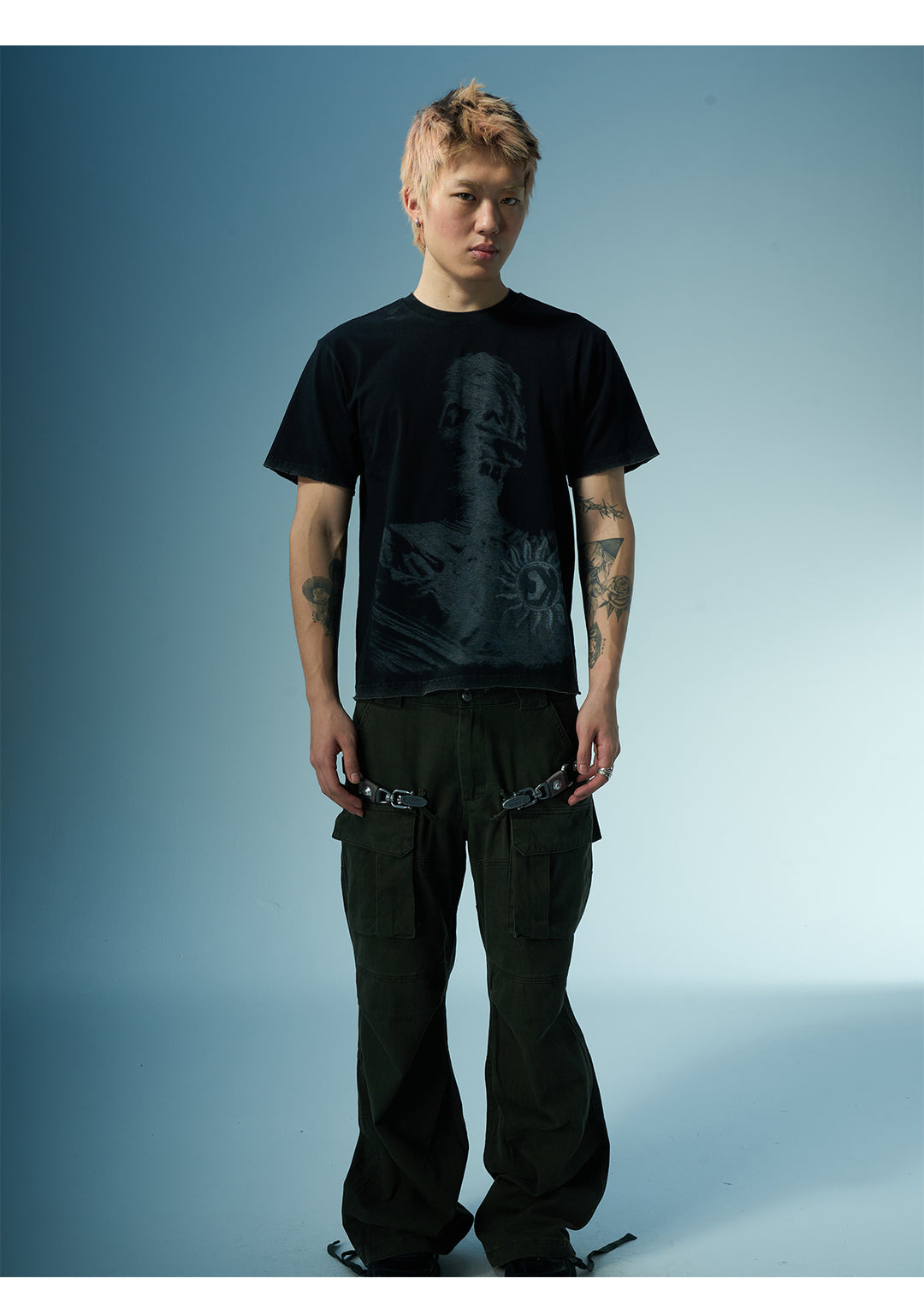 EVILKNIGHT(EK) Washed Portrait Printed Tee | Face 3 Face