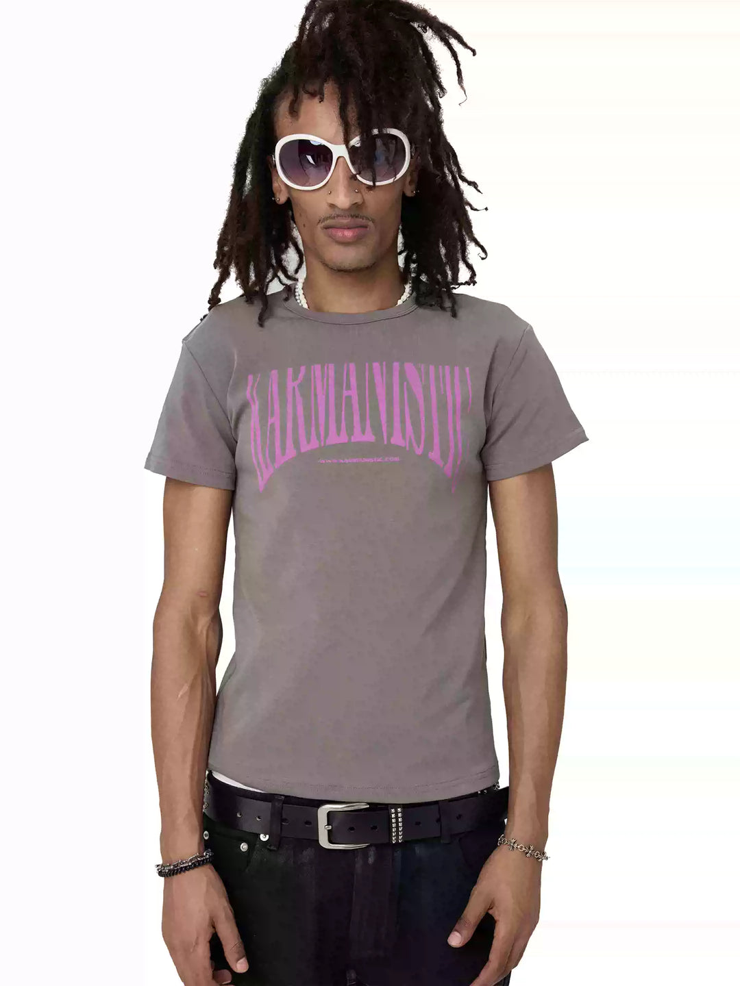 KARMANISTIC Letter Logo Print Slim Tee | Face 3 Face