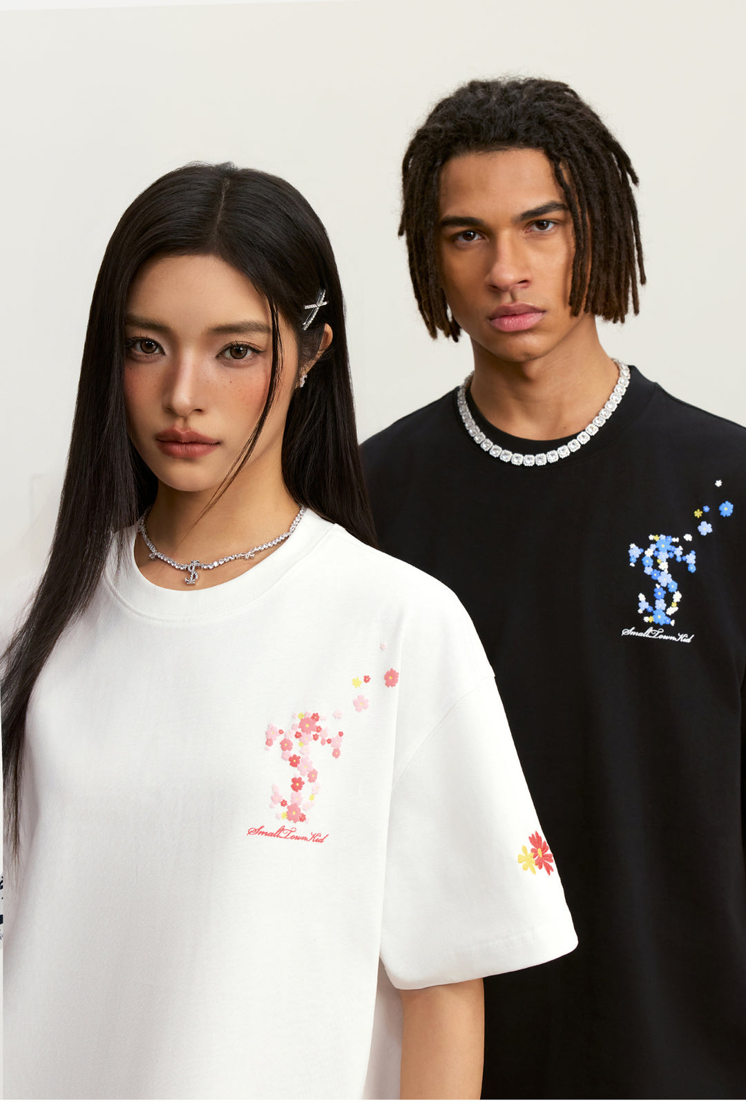 Small Town Kid Daisy Flower Logo Tee | Face 3 Face