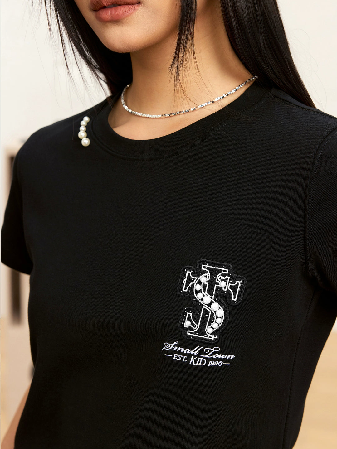 Small Town Kid Pearl Logo Patch Slim Fit Tee | Face 3 Face