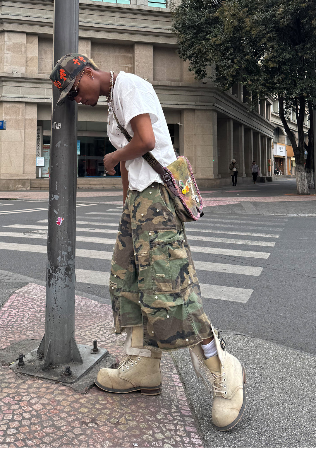 STEEPC M-65 Pearl Embellished Camouflage Baggy Cargo Shorts | Face 3 Face