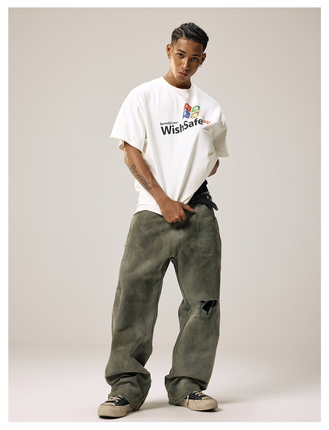 Remedy Kiss Mark Distressed Hole Work Painter Pants | Face 3 Face