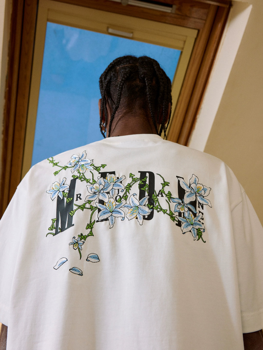 MEDM Vine Flower Embroidered Logo Tee | Face 3 Face