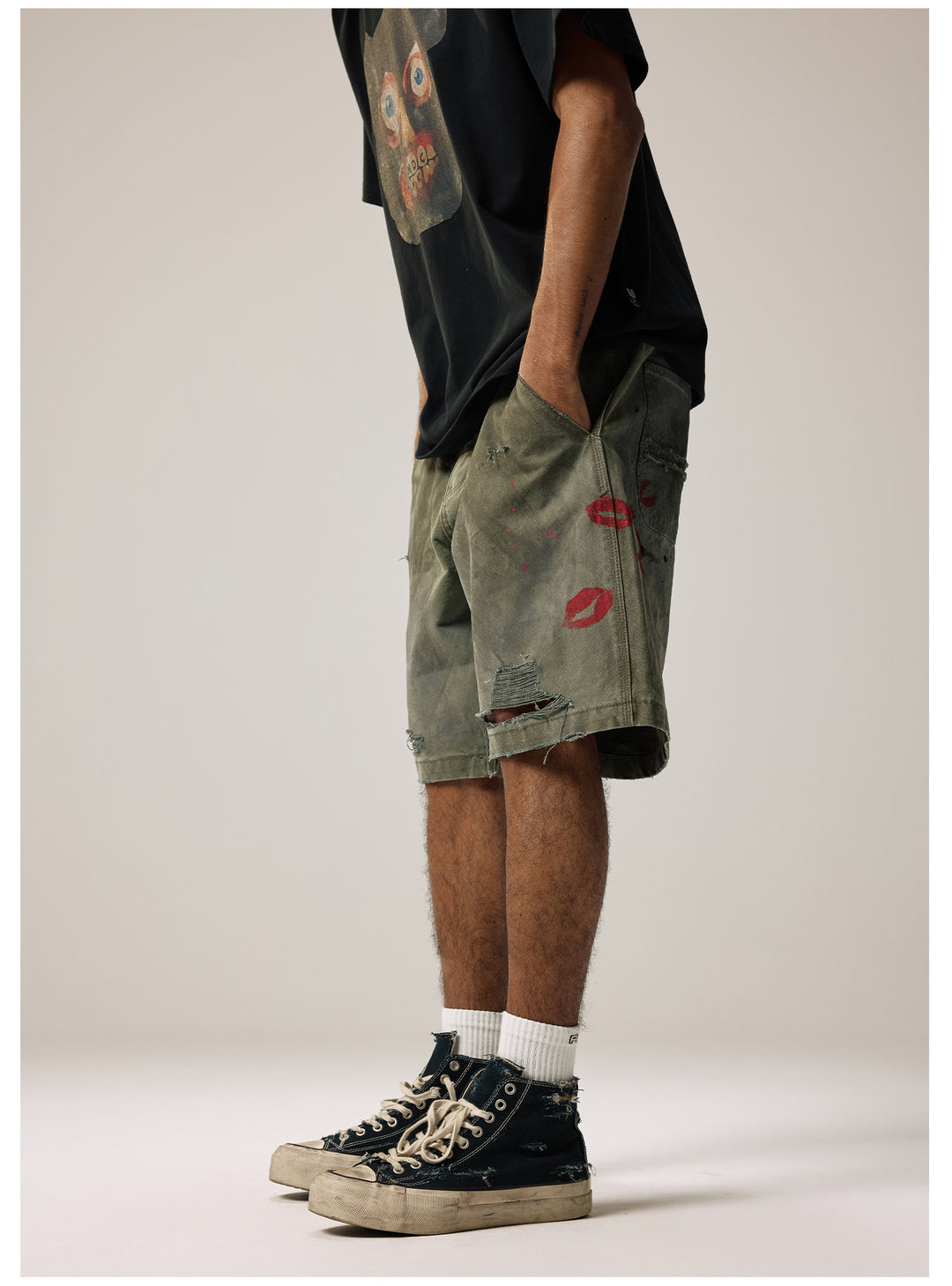 Remedy Kiss Mark Distressed Hole Work Painter Shorts | Face 3 Face