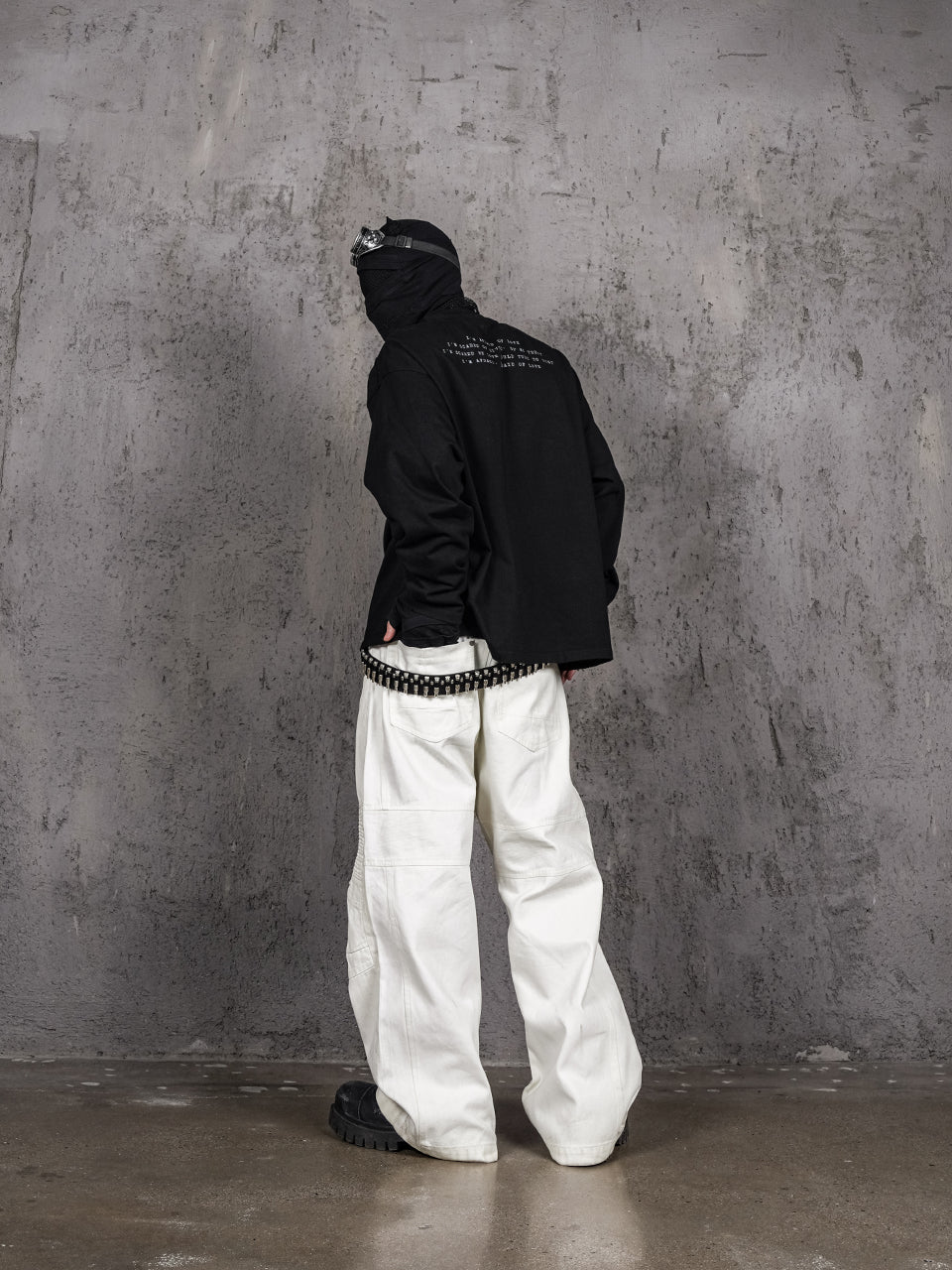 UNDERWATER Black Aged Wash Destroyed Portrait Print Long Sleeve Tee | Face 3 Face