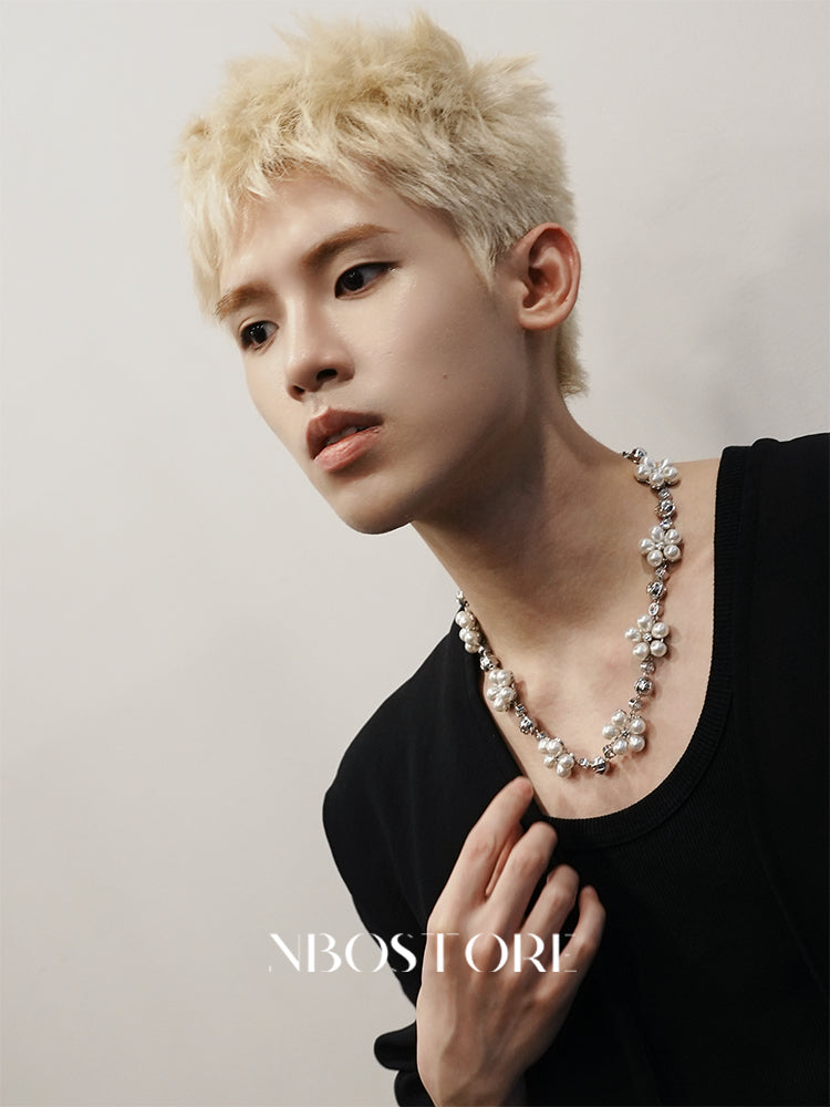 Nbostore Feeling Pearl White Flower Zirconia Necklace