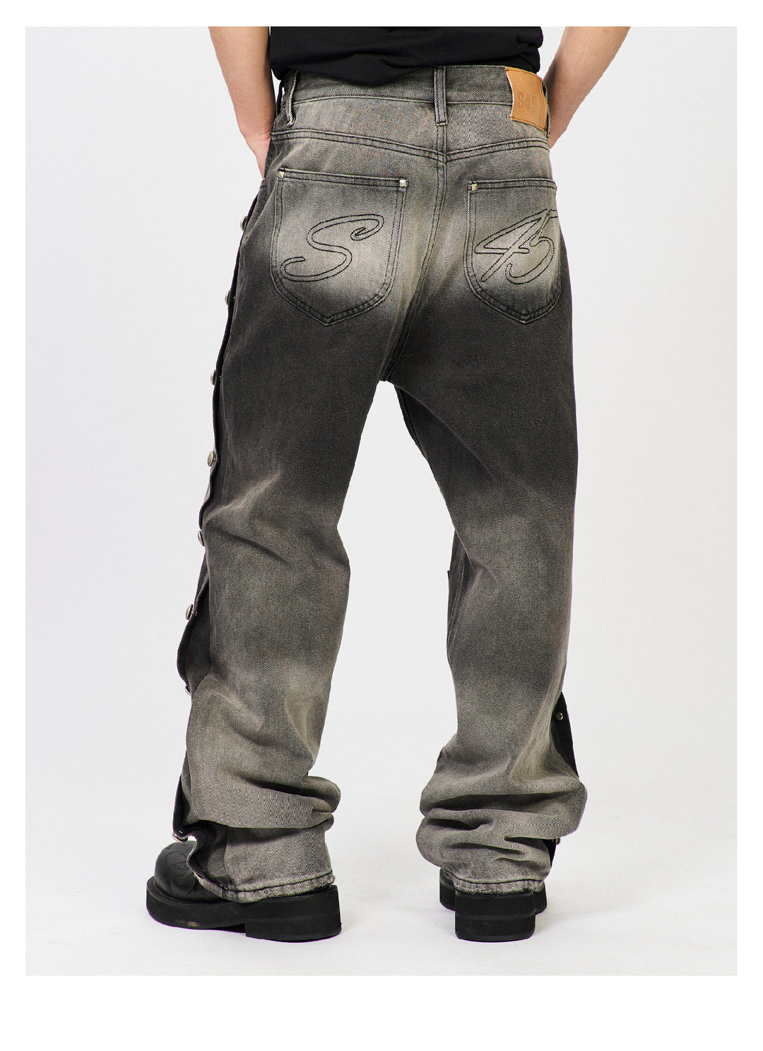 S45 Gradient Washed Metal Button Jeans | Face 3 Face