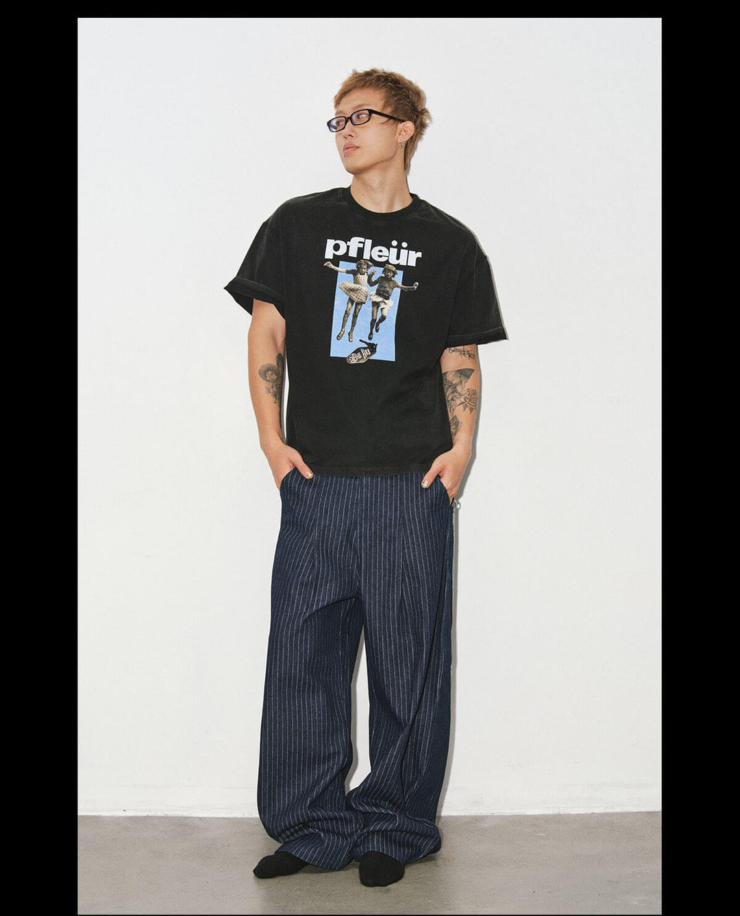 NOVACAM Vintage Washed Photo Print Short Sleeve Tee | Face 3 Face