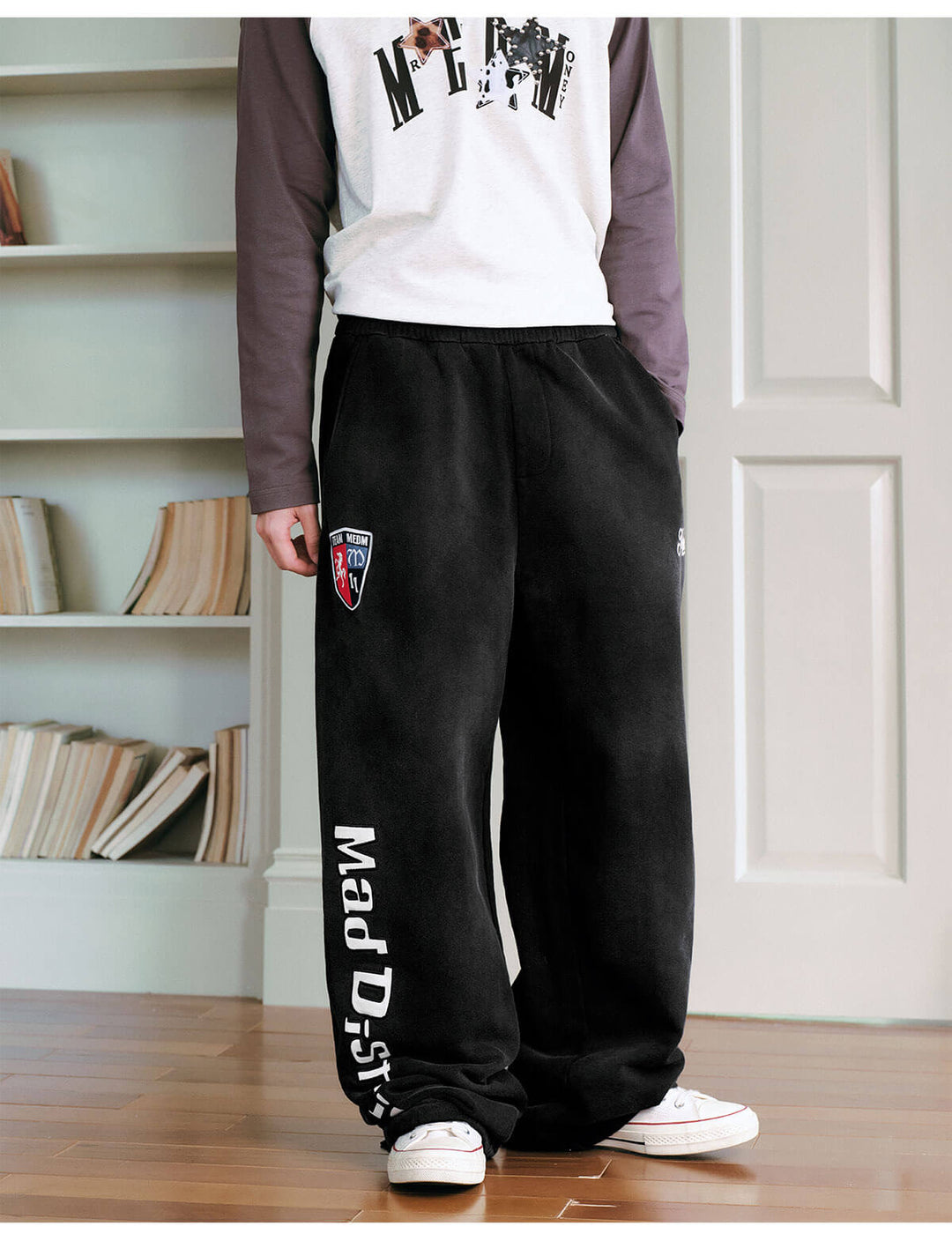 MEDM Embroidered Patch Washed Baggy Sweatpants | Face 3 Face