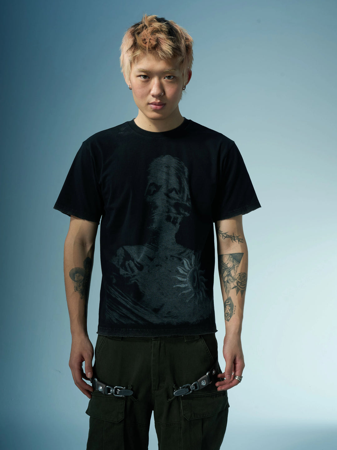 EVILKNIGHT(EK) Washed Portrait Printed Tee | Face 3 Face
