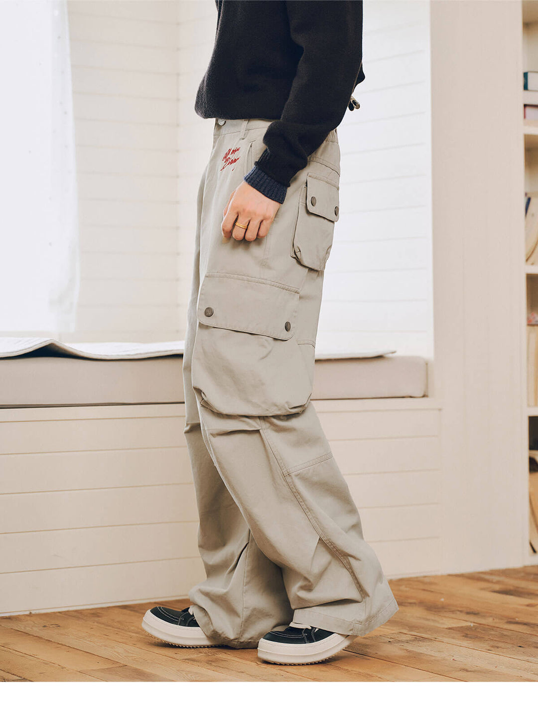 MEDM Logo Embroidered 3D Pocket Cargo Pants | Face 3 Face