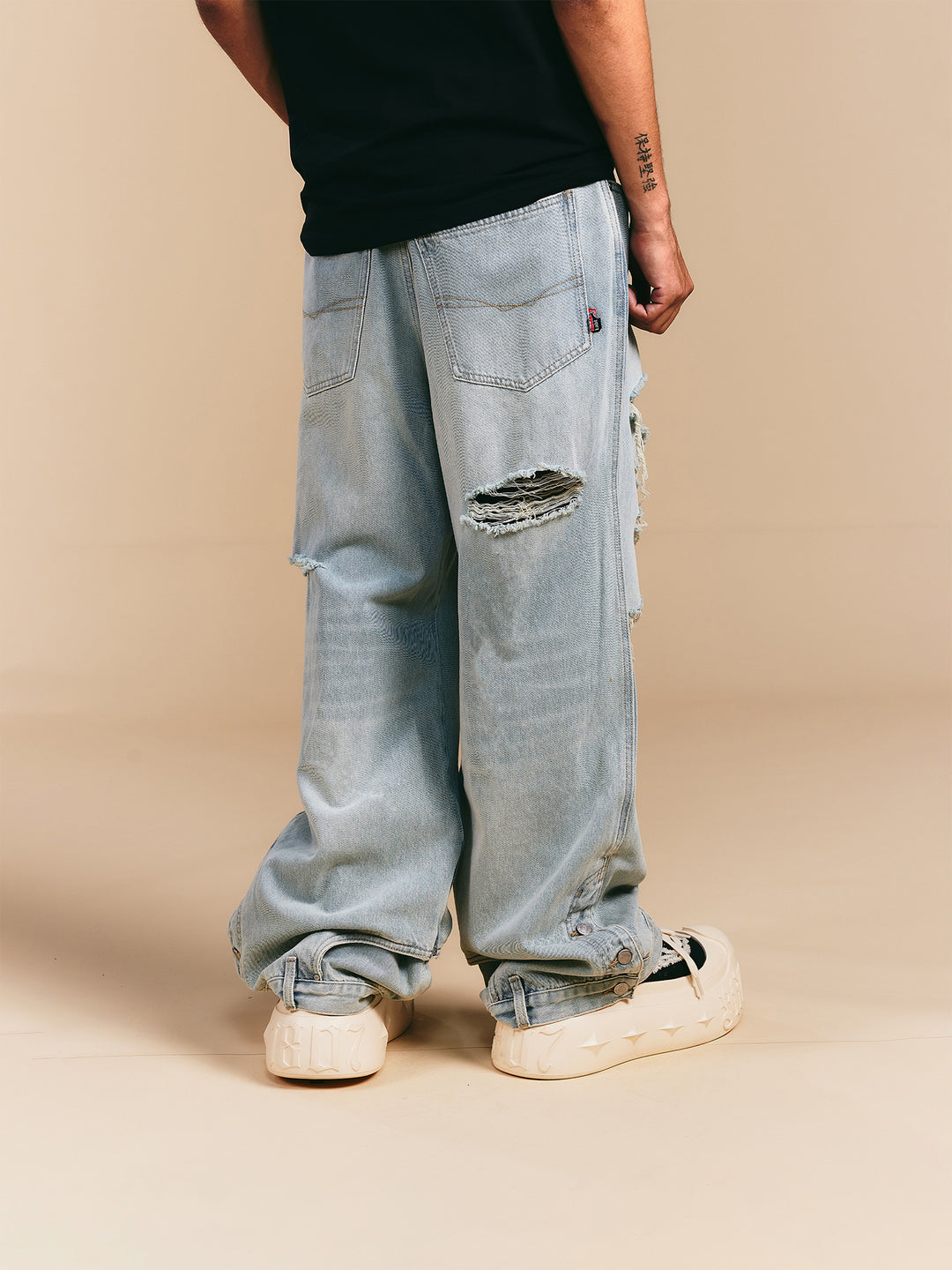 1807× LABT Paisley Pattern Washed Denim Jeans | Face 3 Face