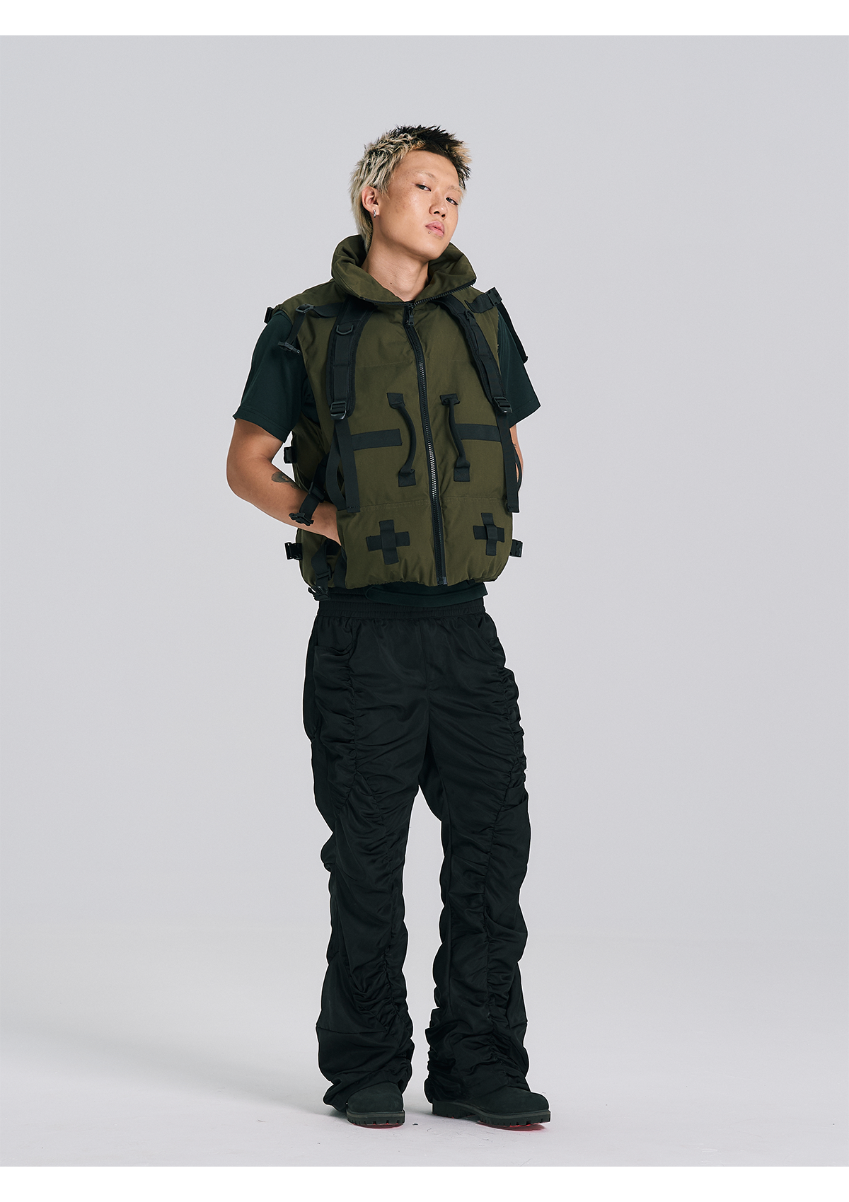 EVILKNIGHT(EK) One Piece Three Purpose Puffer Vest | Face 3 Face