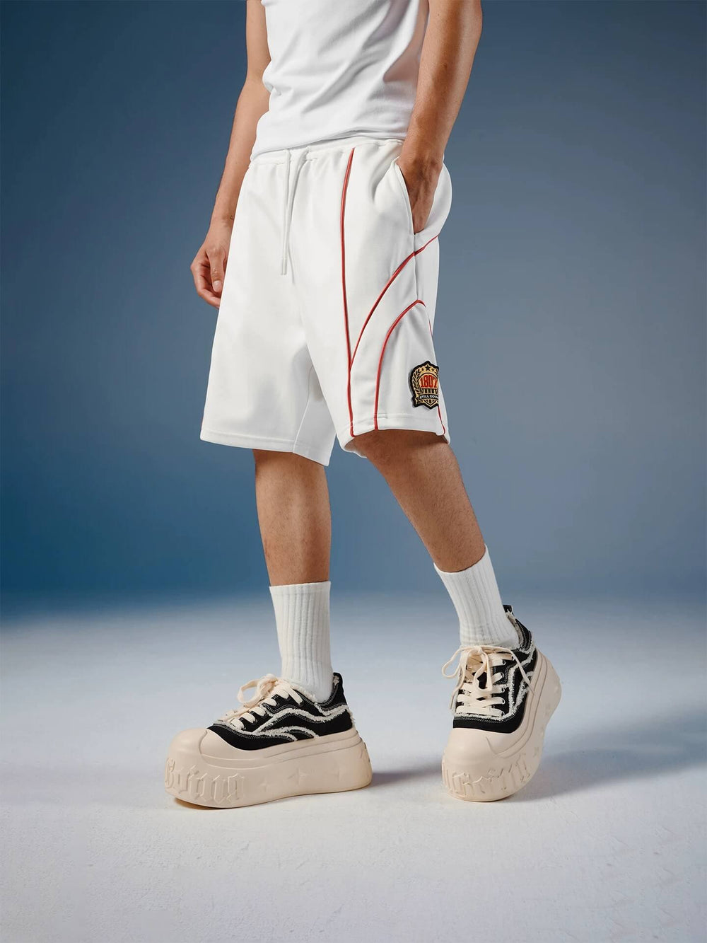 1807 Contrast Piping Sport Sweat Shorts | Face 3 Face
