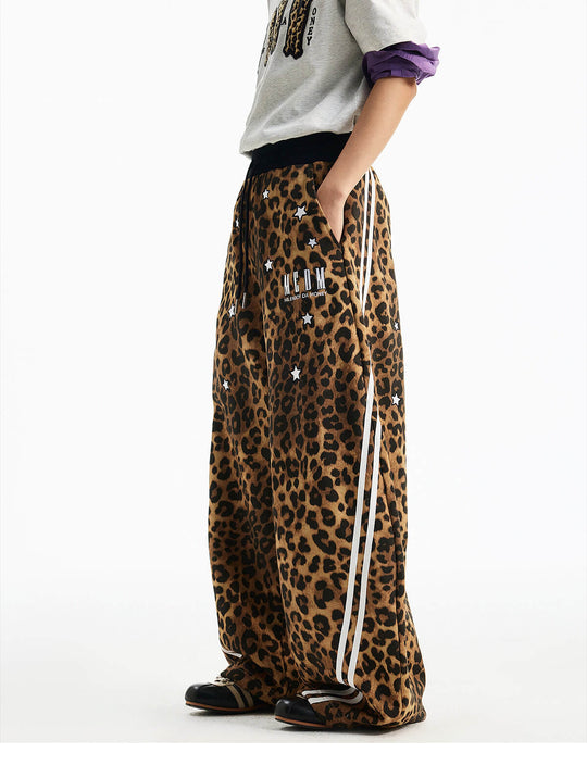 MEDM Leopard Print Star Embroidered Baggy Sweatpants | Face 3 Face