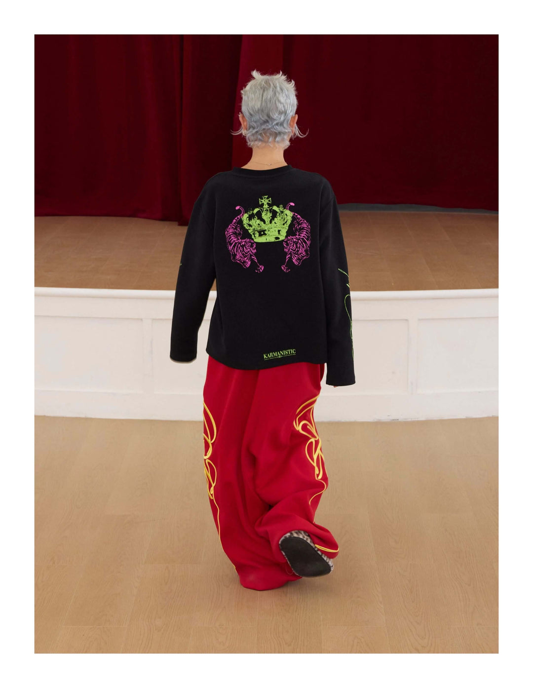 KARMANISTIC Original Embroidery Baggy Jogger Sweatpants | Face 3 Face