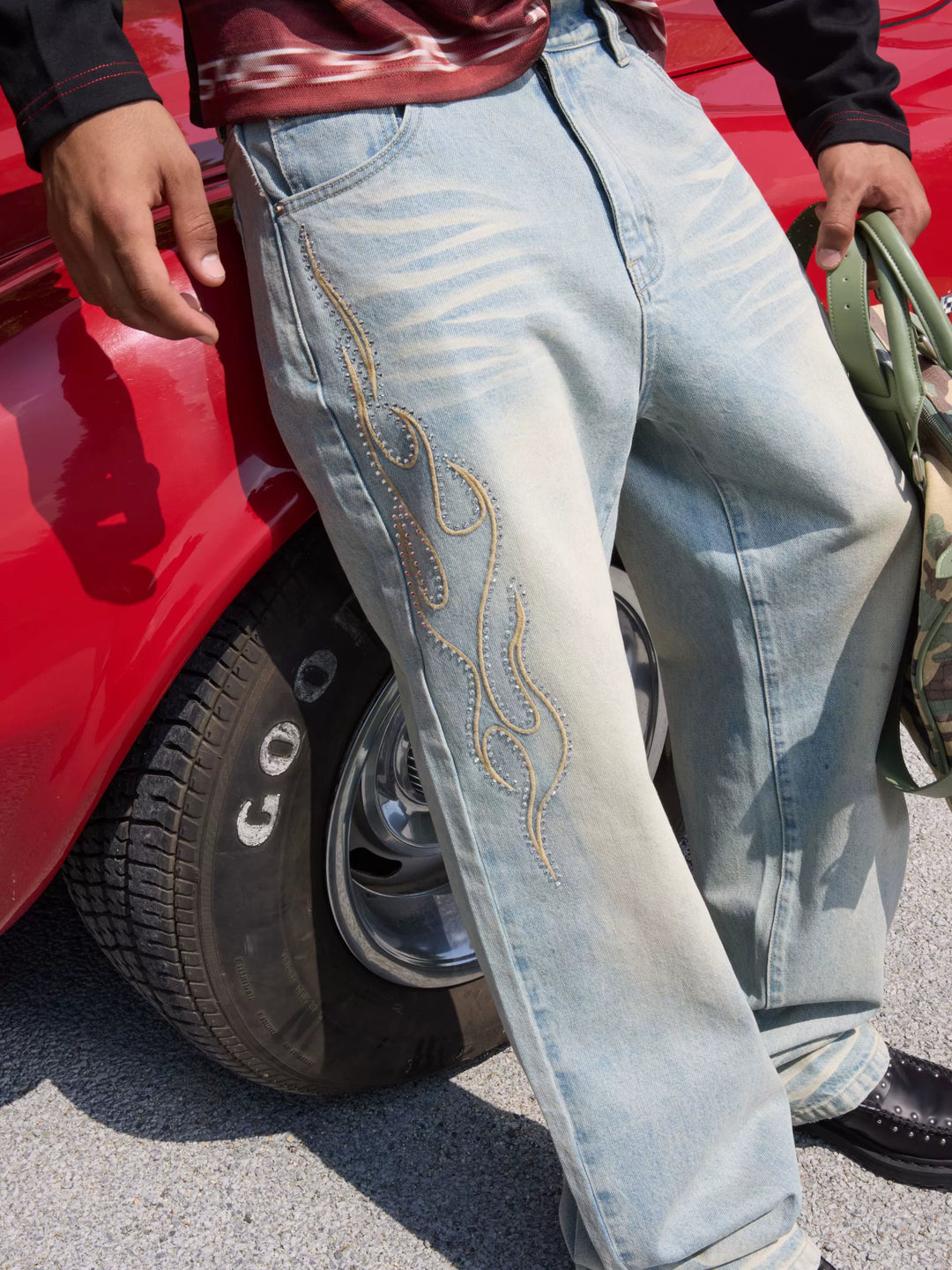 S45 Flame Sequined Embroidery Washed Jeans | Face 3 Face