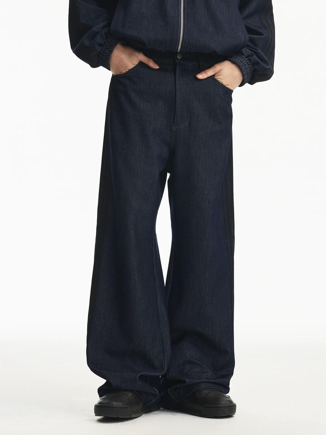 MEDM Stripe Line Denim Sport Pants | Face 3 Face