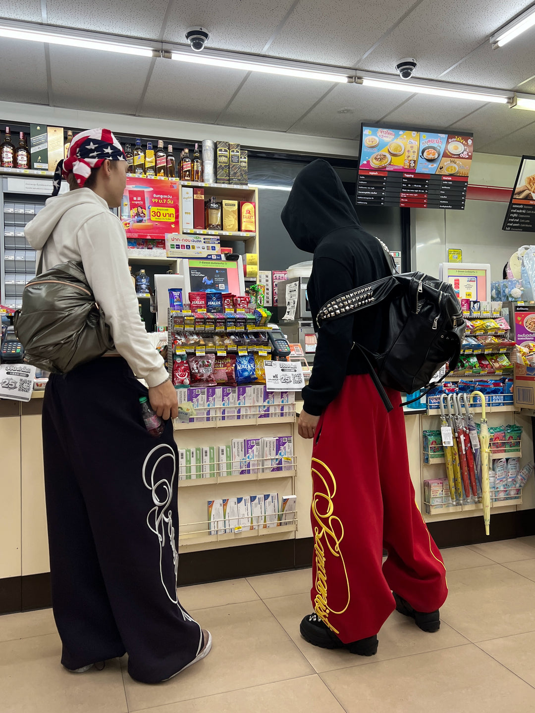 KARMANISTIC Original Embroidery Baggy Jogger Sweatpants | Face 3 Face