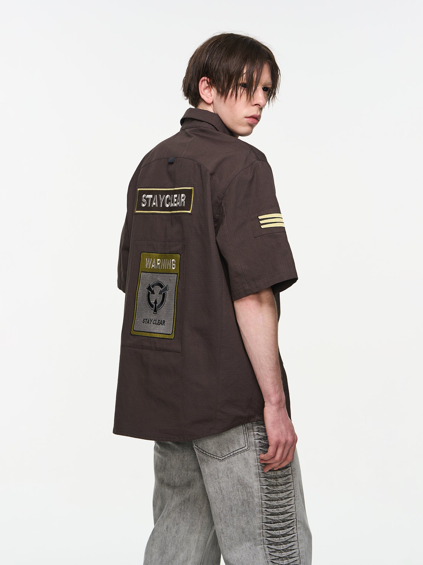 BLIND NO PLAN Badge Embroidered Short Sleeve Shirt | Face 3 Face