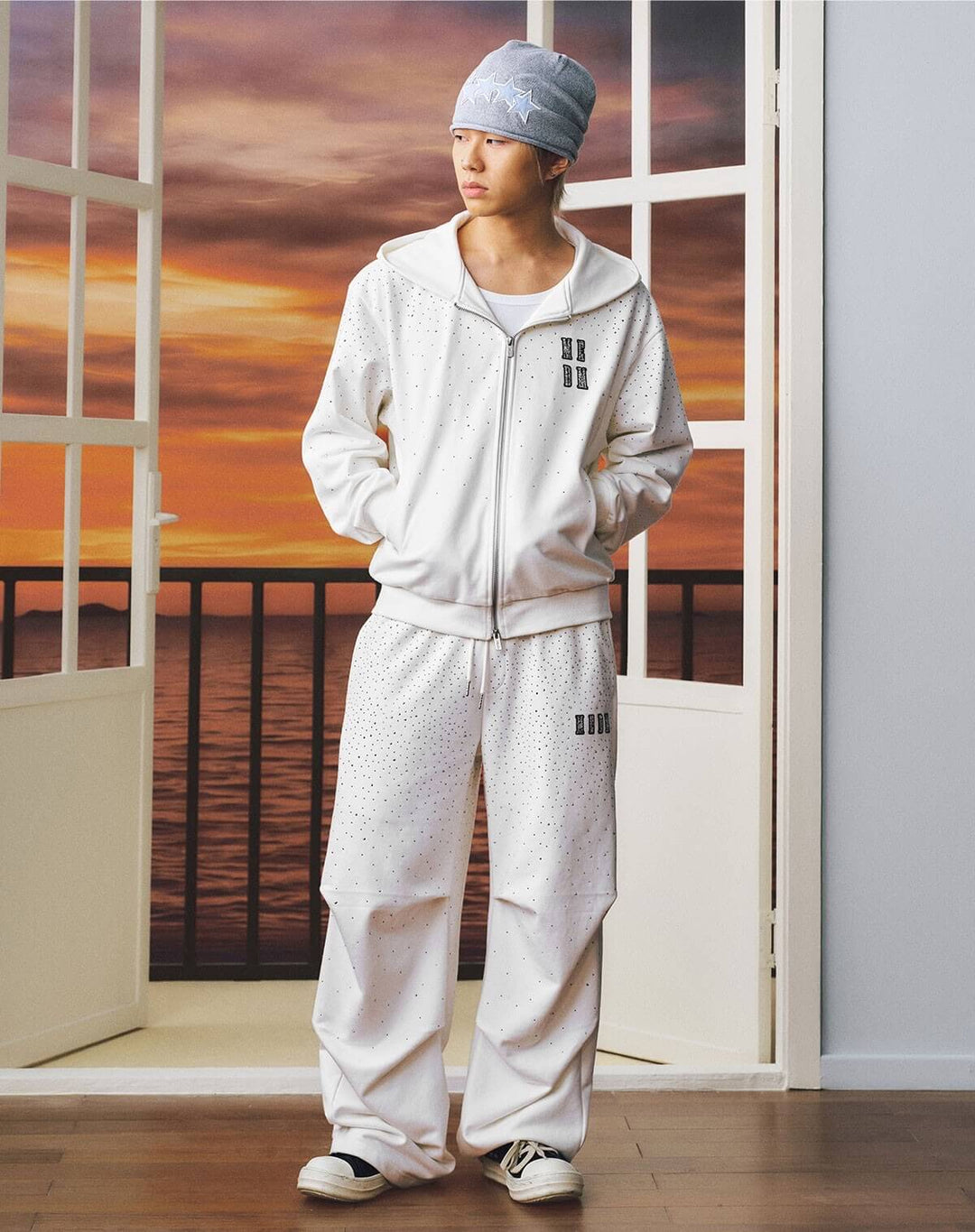 MEDM Starry Sky Rhinestone Zip Up Hoodie | Face 3 Face
