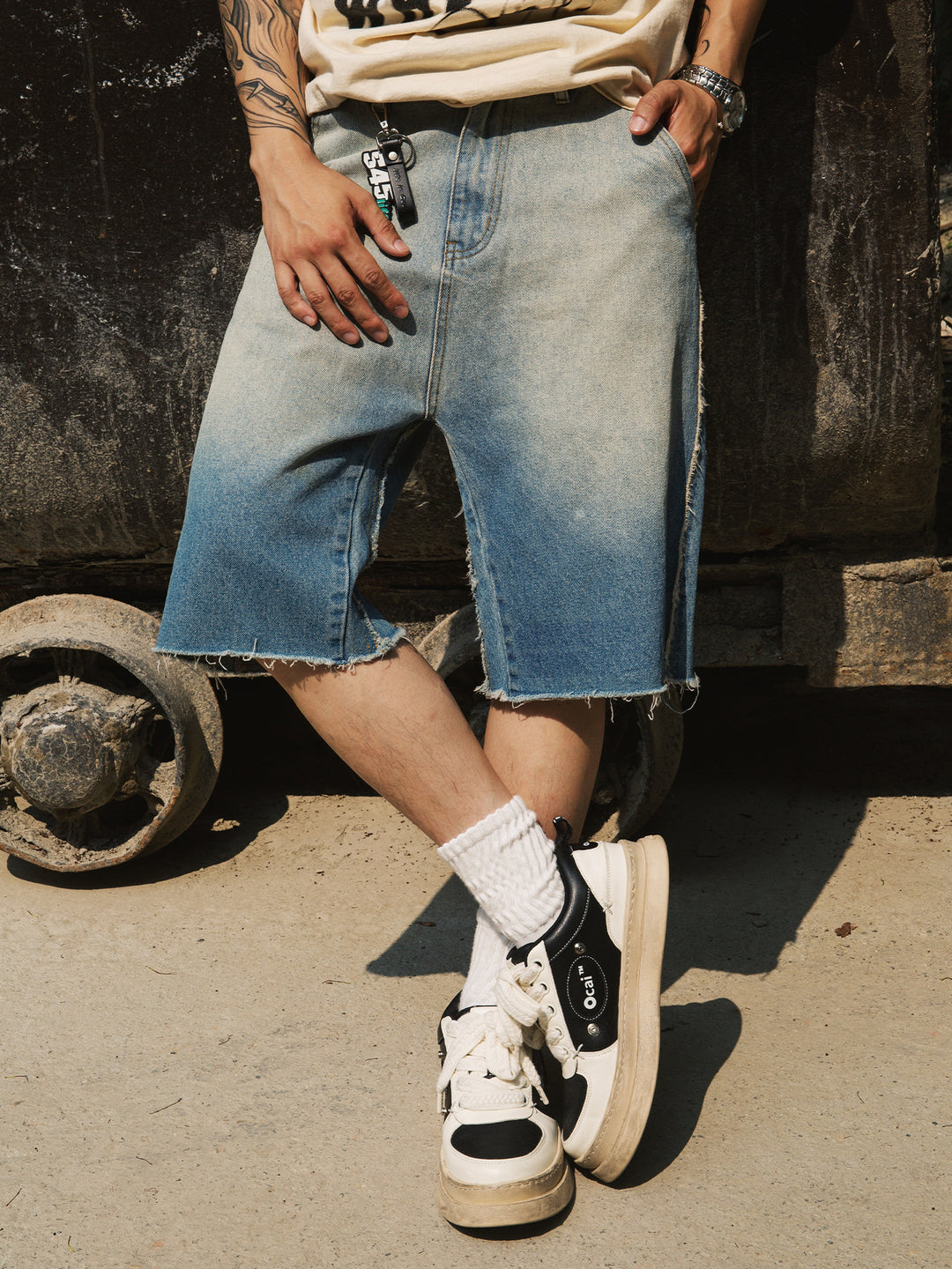 S45 Washed Gradient Double Raw Edge Denim Shorts | Face 3 Face