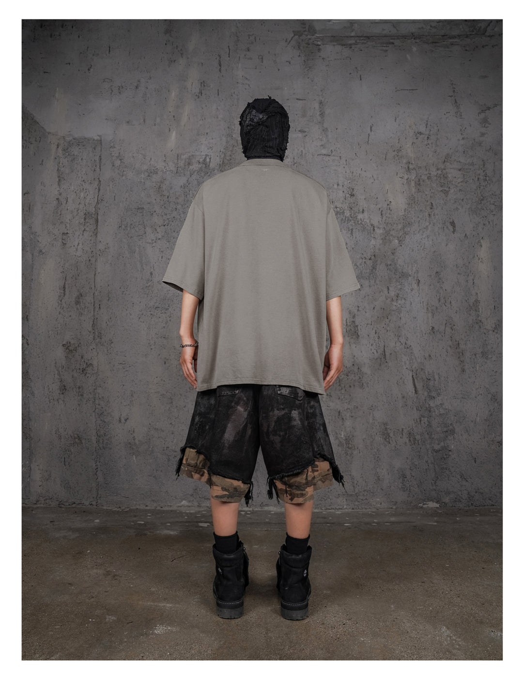 UNDERWATER Gray Sand-Washed Basic Faded Tee | Face 3 Face