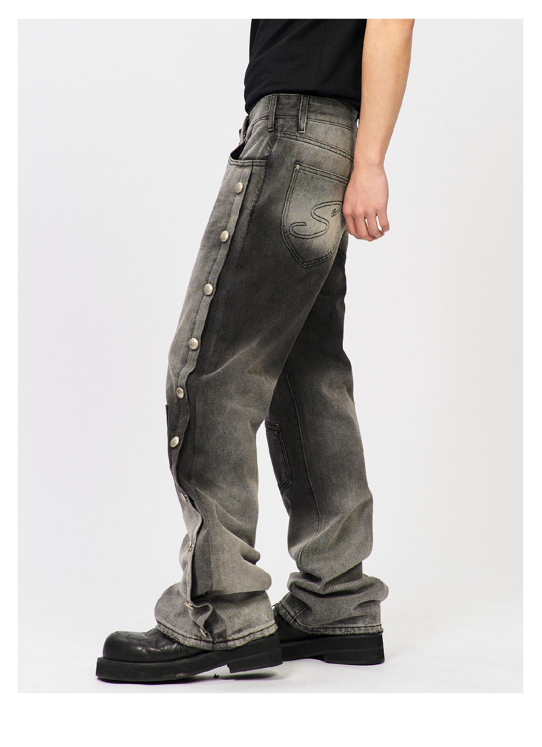 S45 Gradient Washed Metal Button Jeans | Face 3 Face