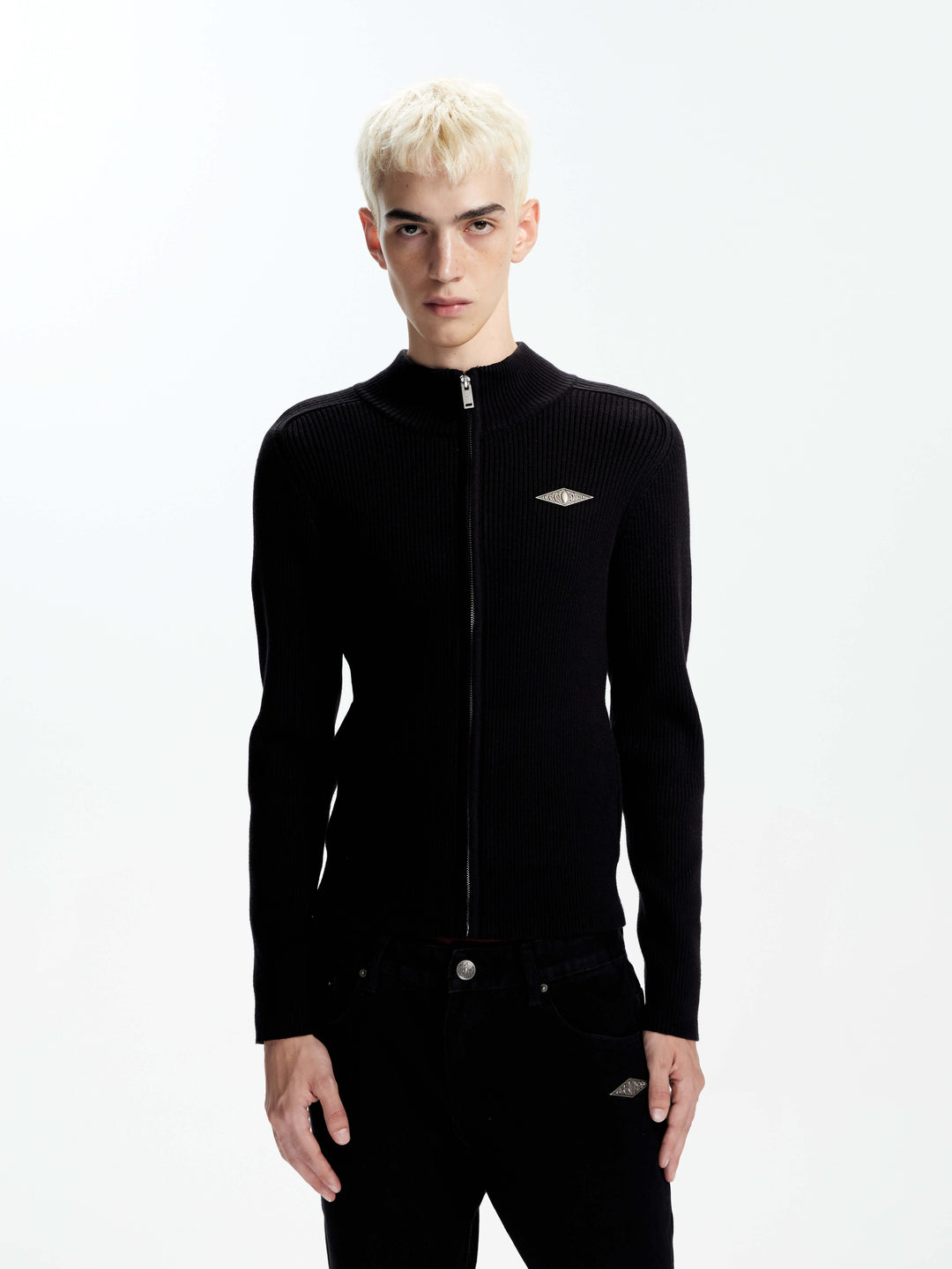 KARMANISTIC Metal Logo Badge Slim Fit Zip Up Knit Sweater | Face 3 Face