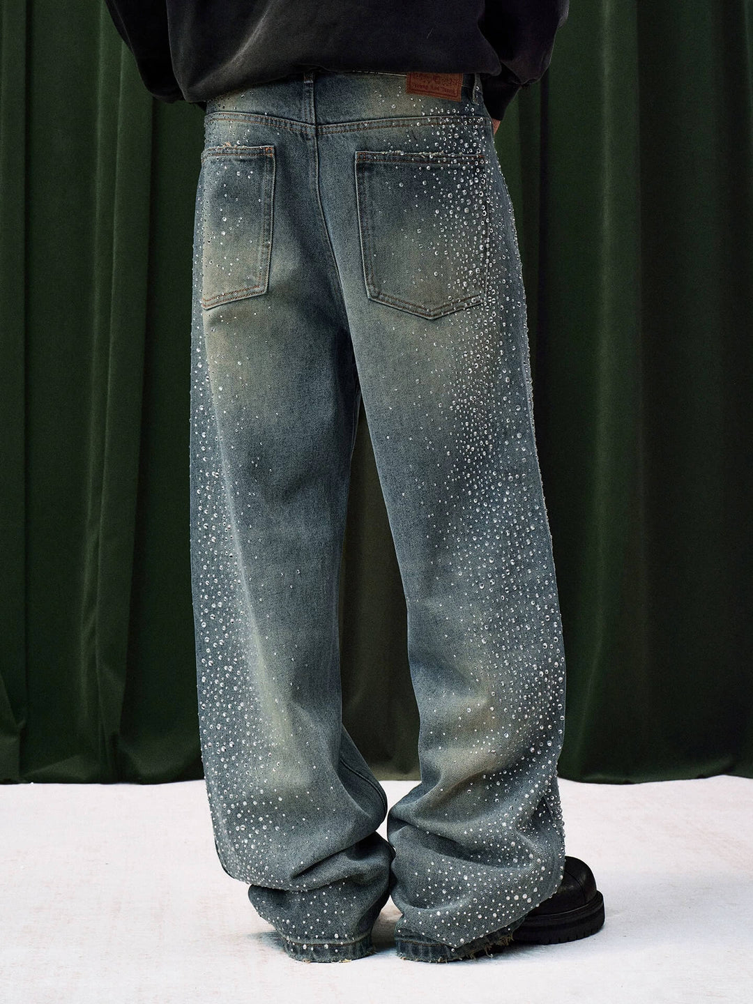 YADcrew Jeweled Rhinestone Star Washed Jeans | Face 3 Face