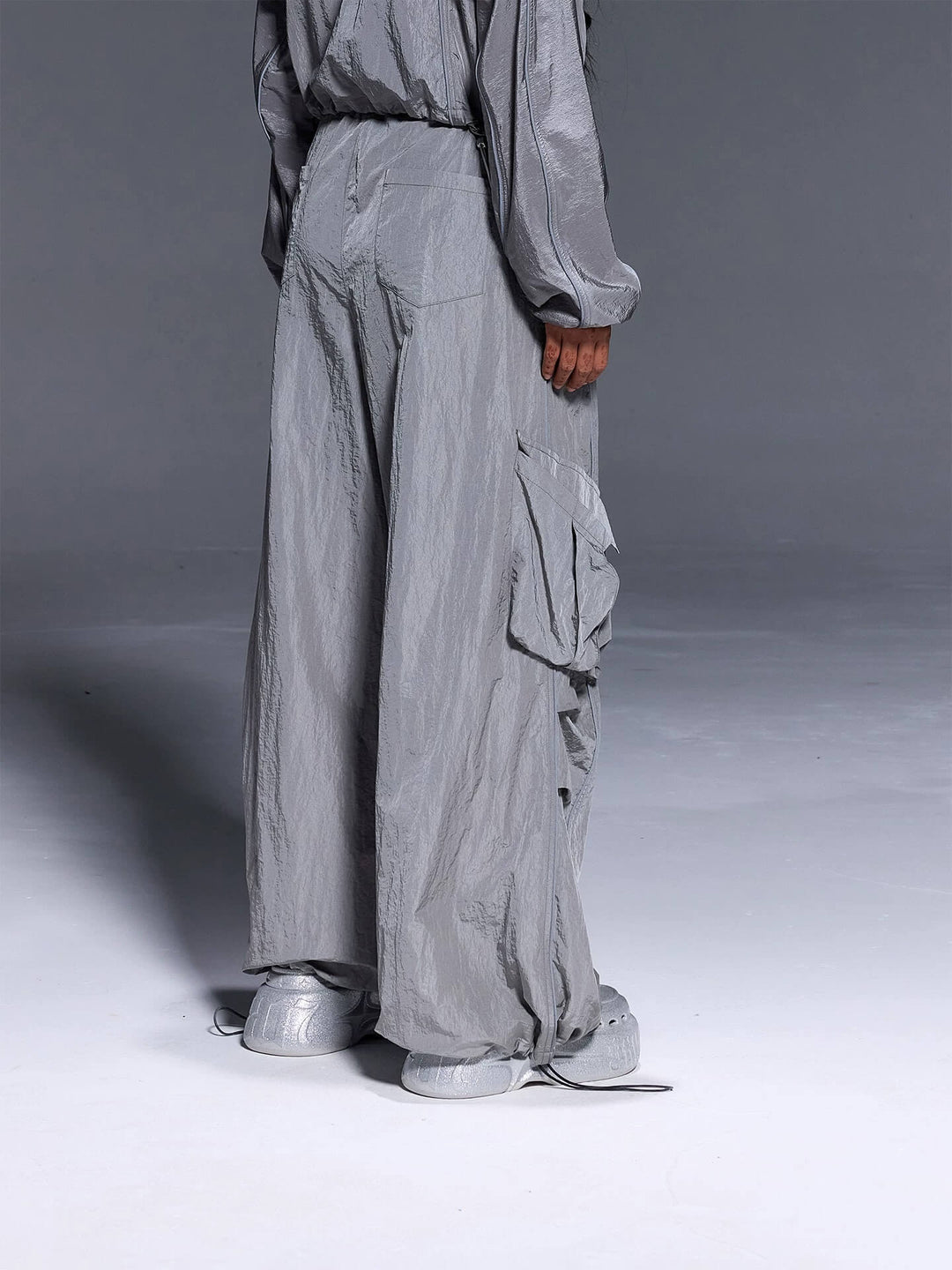 1807 Metallic Nylon Wide Cargo Pants | Face 3 Face