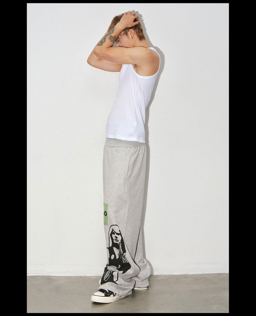 NOVACAM Portrait Graphic Print Curved Baggy Sweatpants | Face 3 Face