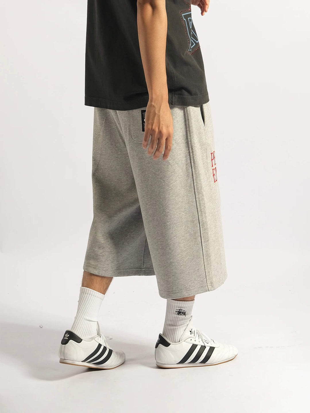 EVETS Slogan Embroidered Baggy Sweat Shorts