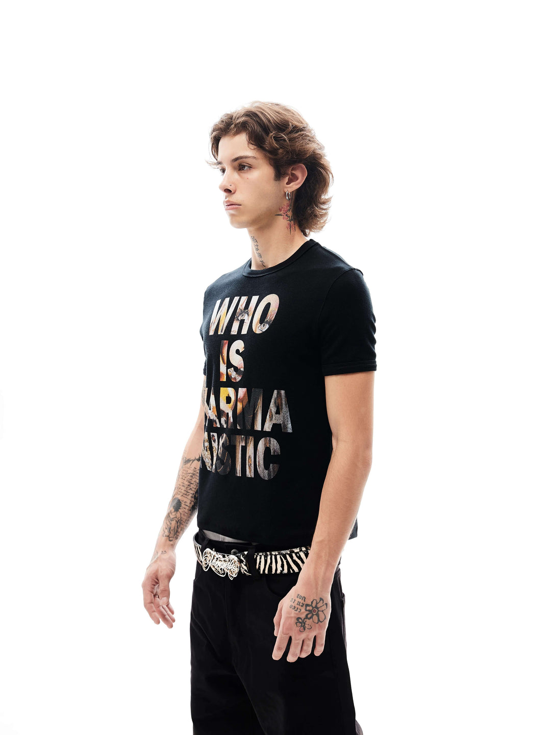 KARMANISTIC Portrait Letter Print Slim Fit Short Sleeve Tee | Face 3 Face