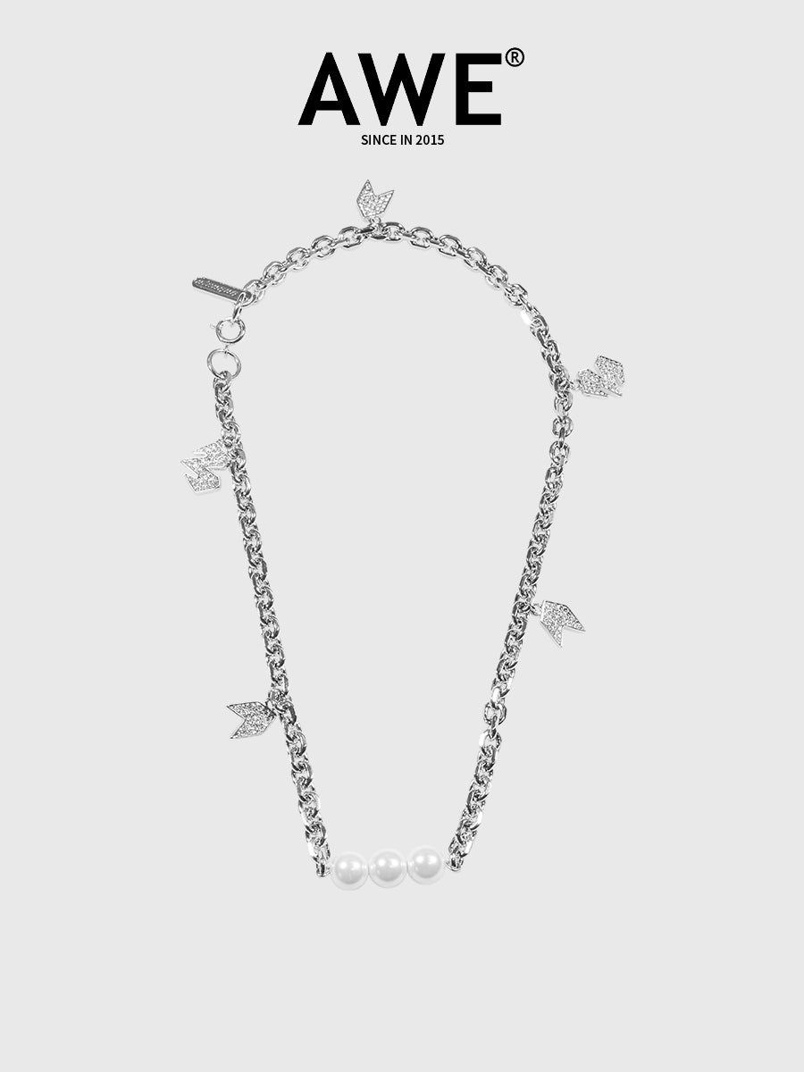 AWE Pearl & Charm Chain Necklace | Face 3 Face