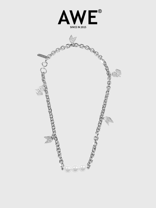 AWE Pearl & Charm Chain Necklace | Face 3 Face