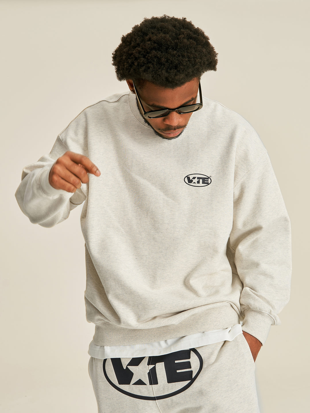 VOTE V-STAR Logo Sweatshirt