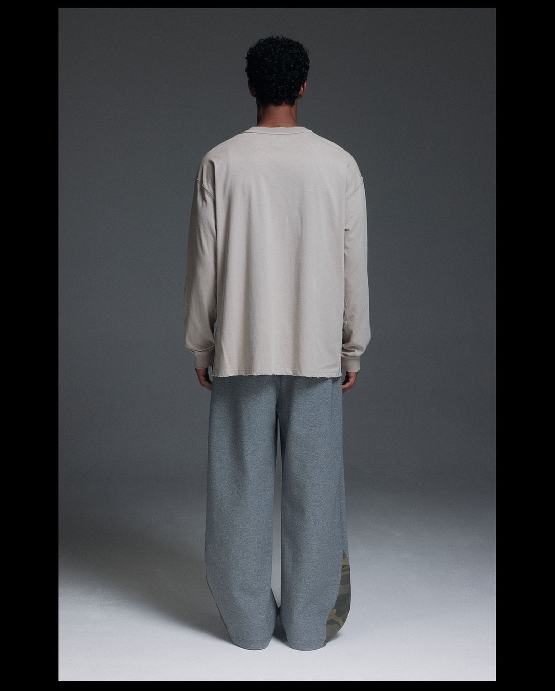 NOVACAM Novacam Art Room Backstitching Frayed Long Sleeve Tee | Face 3 Face