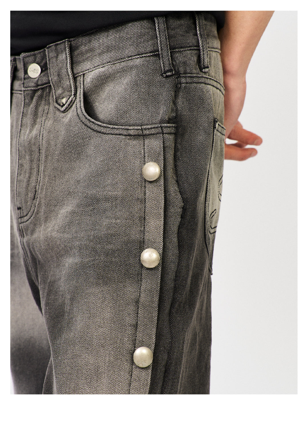 S45 Gradient Washed Metal Button Jeans | Face 3 Face