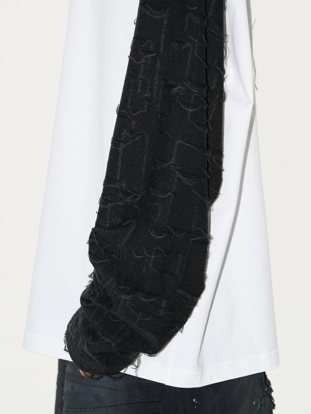 BLIND NO PLAN Contrast Color Embroidered Raglan Long Sleeve Tee | Face 3 Face