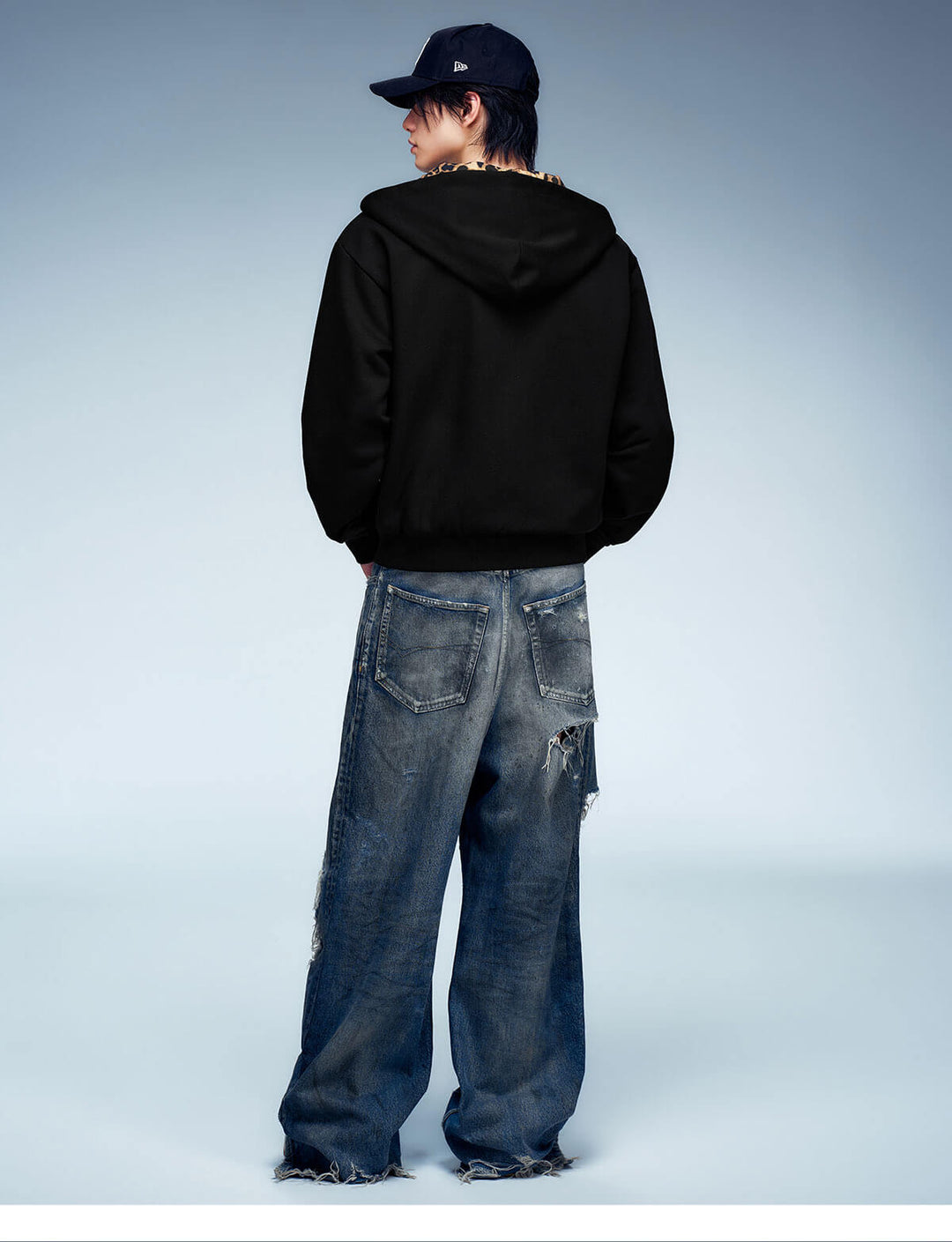MEDM Contrast Hood Lining Zip Up Hoodie | Face 3 Face
