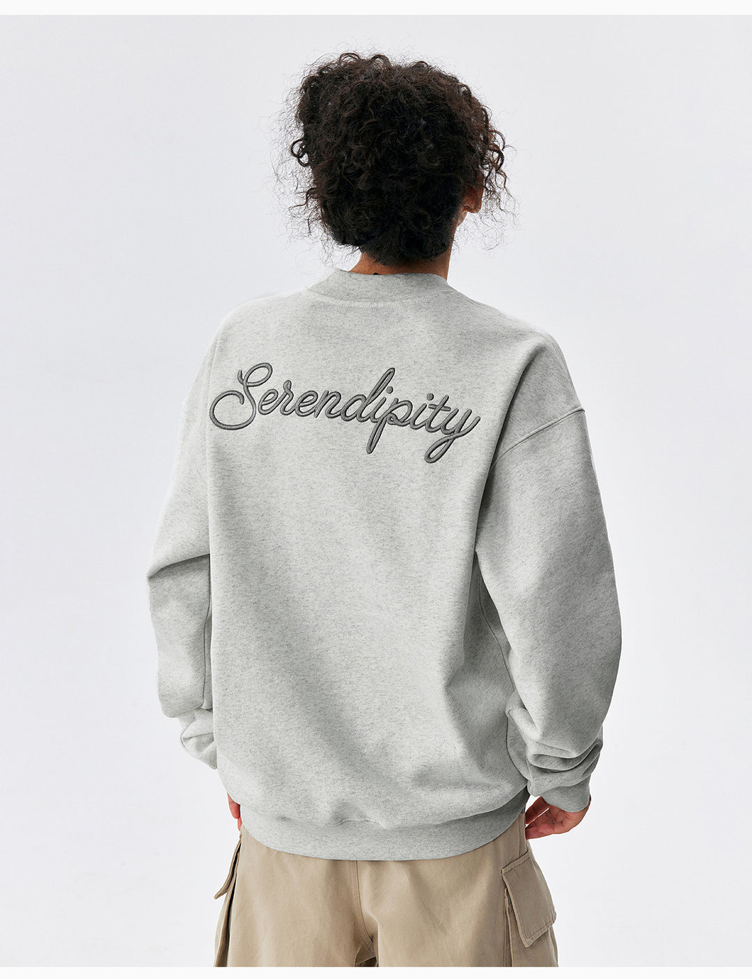 MEDM Logo Embroidered Basic Sweatshirt | Face 3 Face