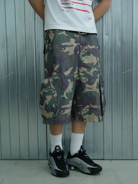 S45 Camouflage Distressed Large Cargo Pocket Baggy Shorts | Face 3 Face