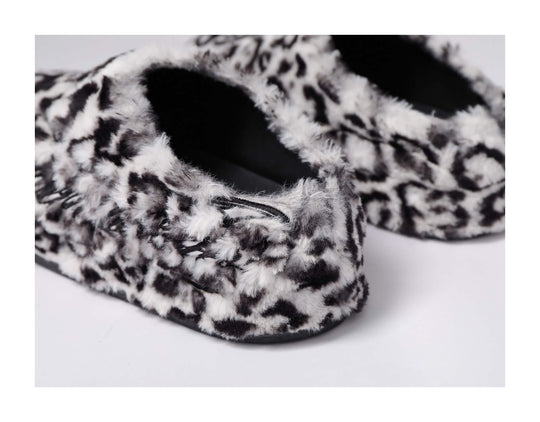 KARMANISTIC Rose White Leopard Fur Embroidered Slipper Clogs | Face 3 Face