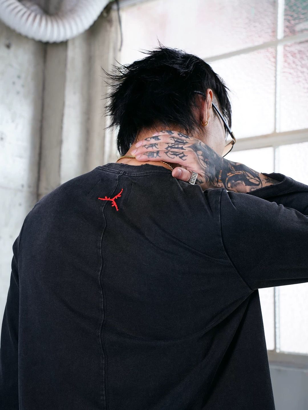 TGFCLUB Rhinestone Portrait Heavy Washed Distressed Long Sleeve Tee | Face 3 Face