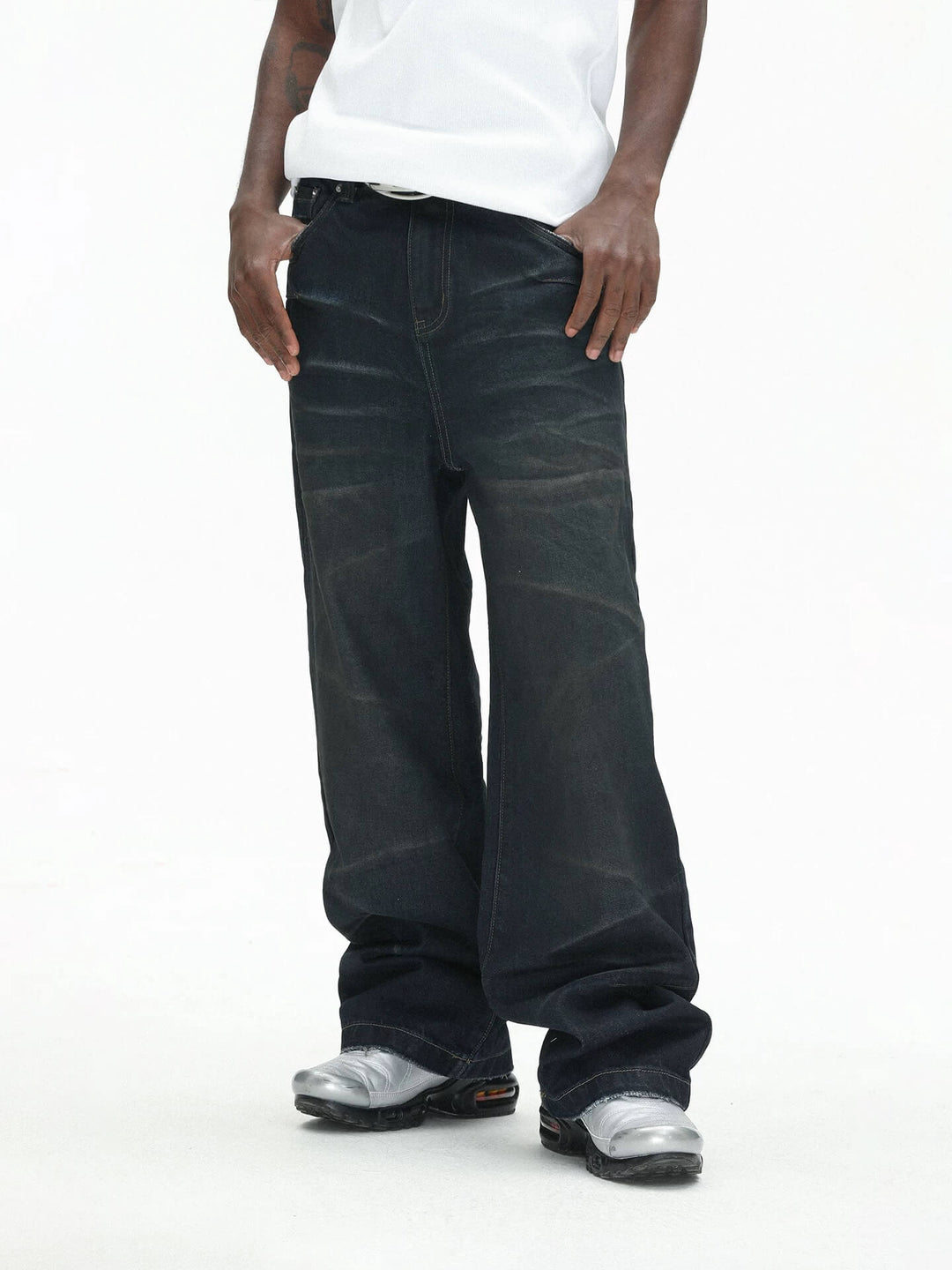 UNTILWERICH Vintage Whiskered Washed Distressed Jeans | Face 3 Face