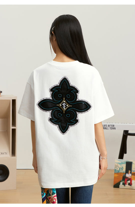 Small Town Kid Cross Pearl Sequin Beaded Embroidery Tee | Face 3 Face