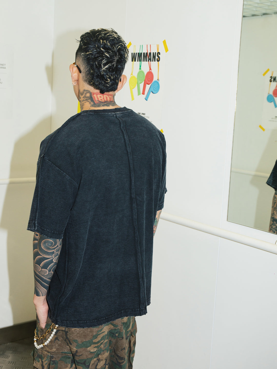 S45 War Horse Medal Curled Old Damage Tee | Face 3 Face