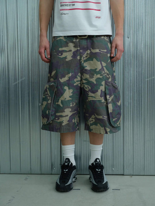 S45 Camouflage Distressed Large Cargo Pocket Baggy Shorts | Face 3 Face